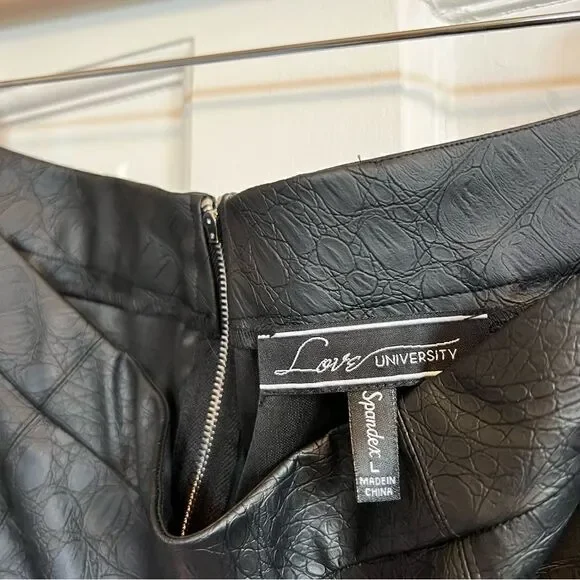 Black Snake Embossed Faux Leather Mini Skirt - Picture 6 of 9